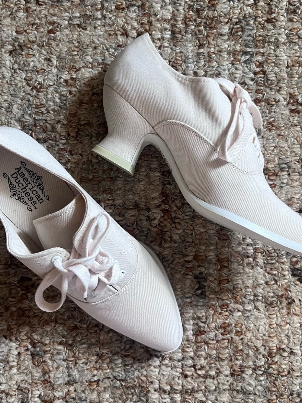 NWT American Duchess Kedwardian Sporting Oxfords - Size 6